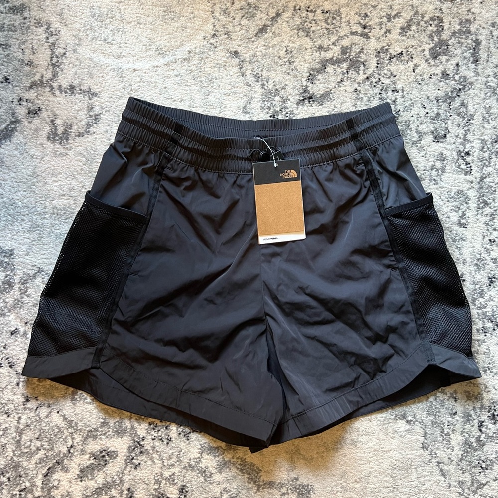 NWT North Face Hiking Shorts Womens Size Medium